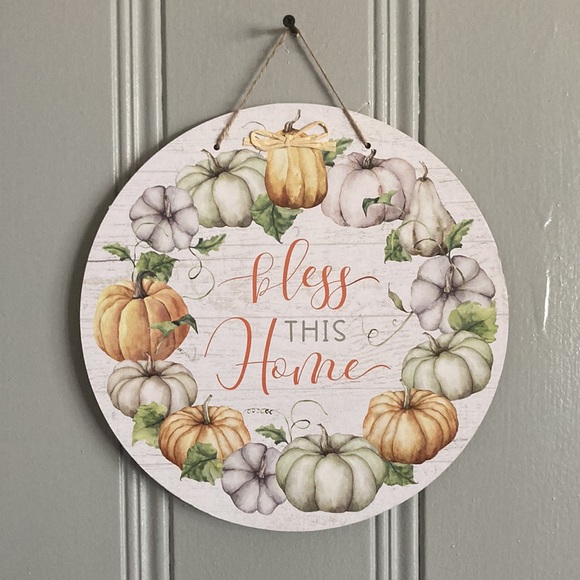 🆕 Slatted Wood Round BLESS THIS HOME Fall Wall Decoration Sign w/ Pumpkins 🎃 - Picture 5 of 7